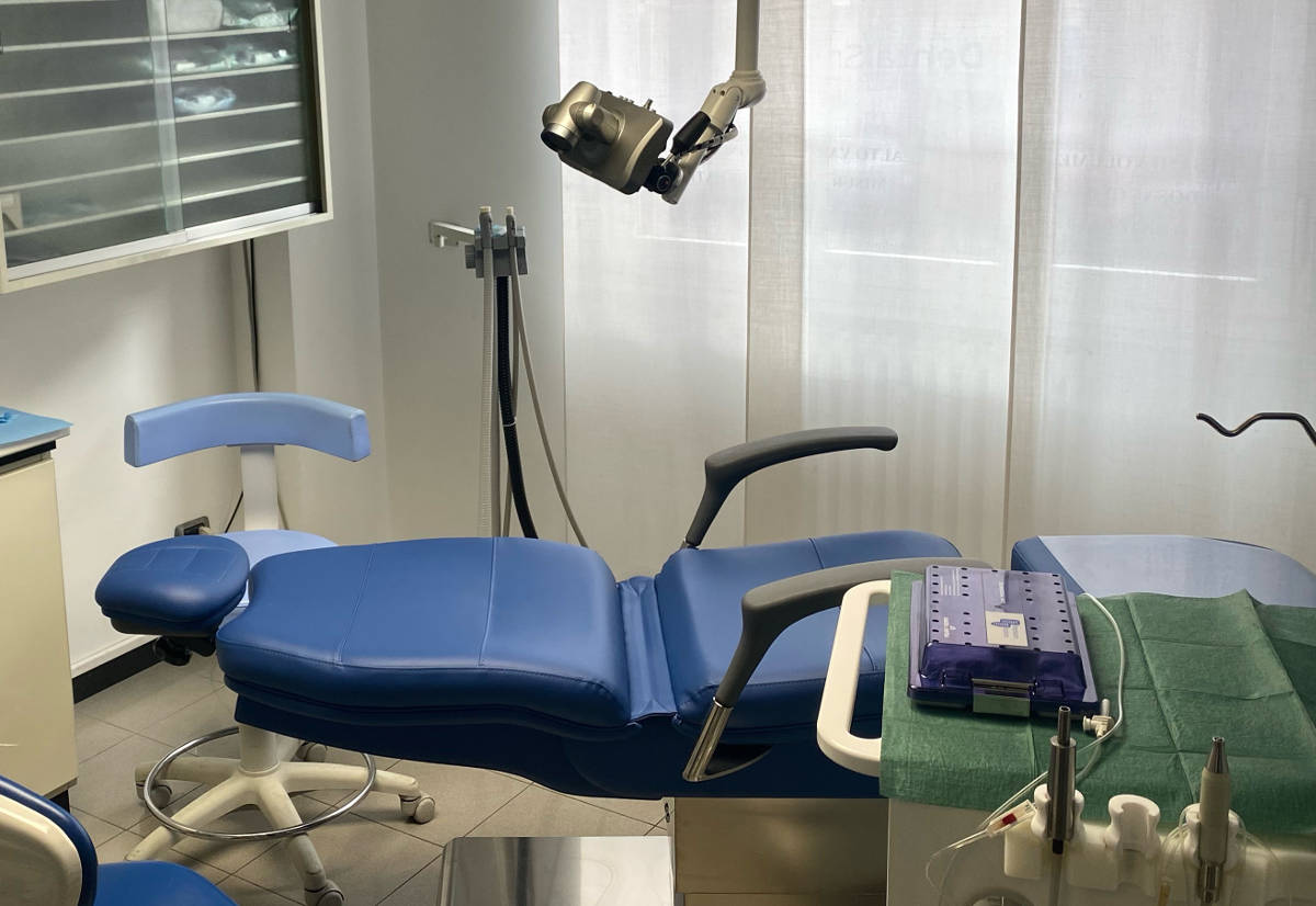 sala chiurgica odontoiatrica dental smile clinic milano viale monza A